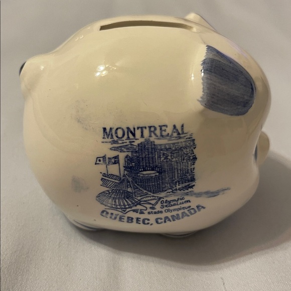 Montreal‎ Quebec Canada Piggy Bank - Picture 2 of 4